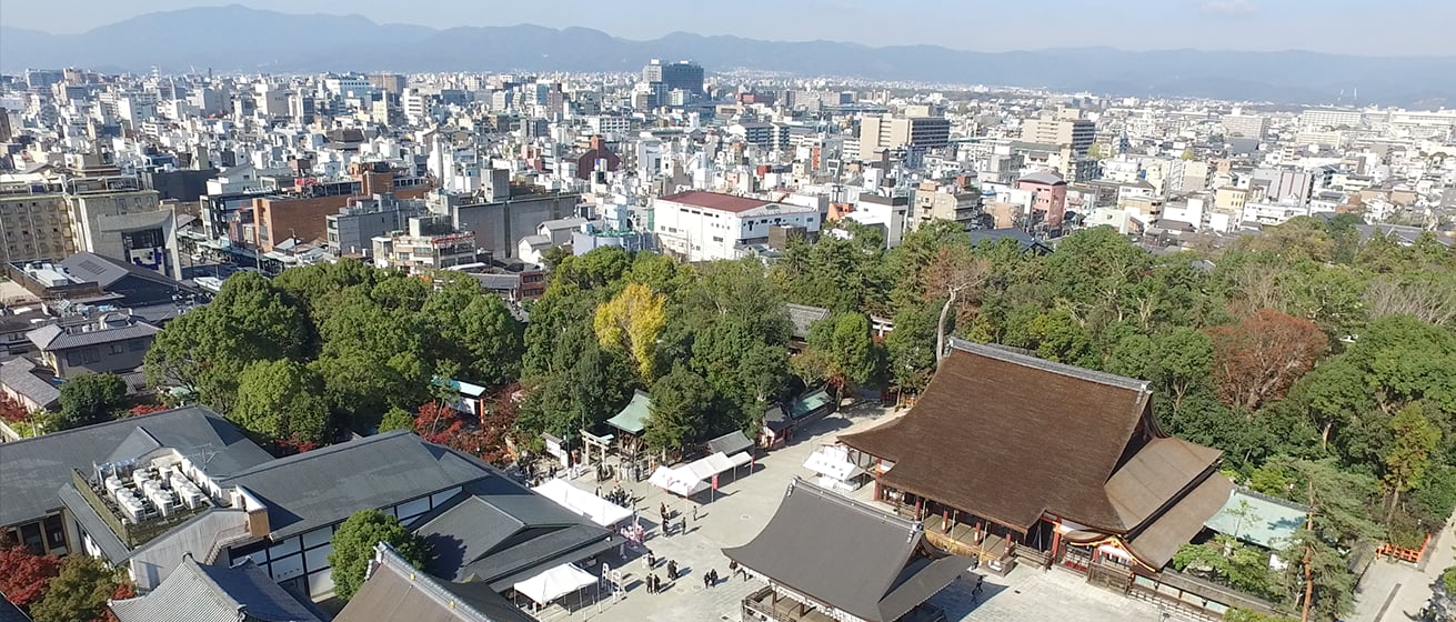 八坂神社からの空撮