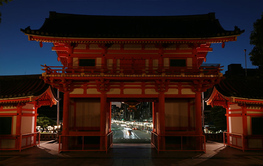 View Shijo Street from West Tower