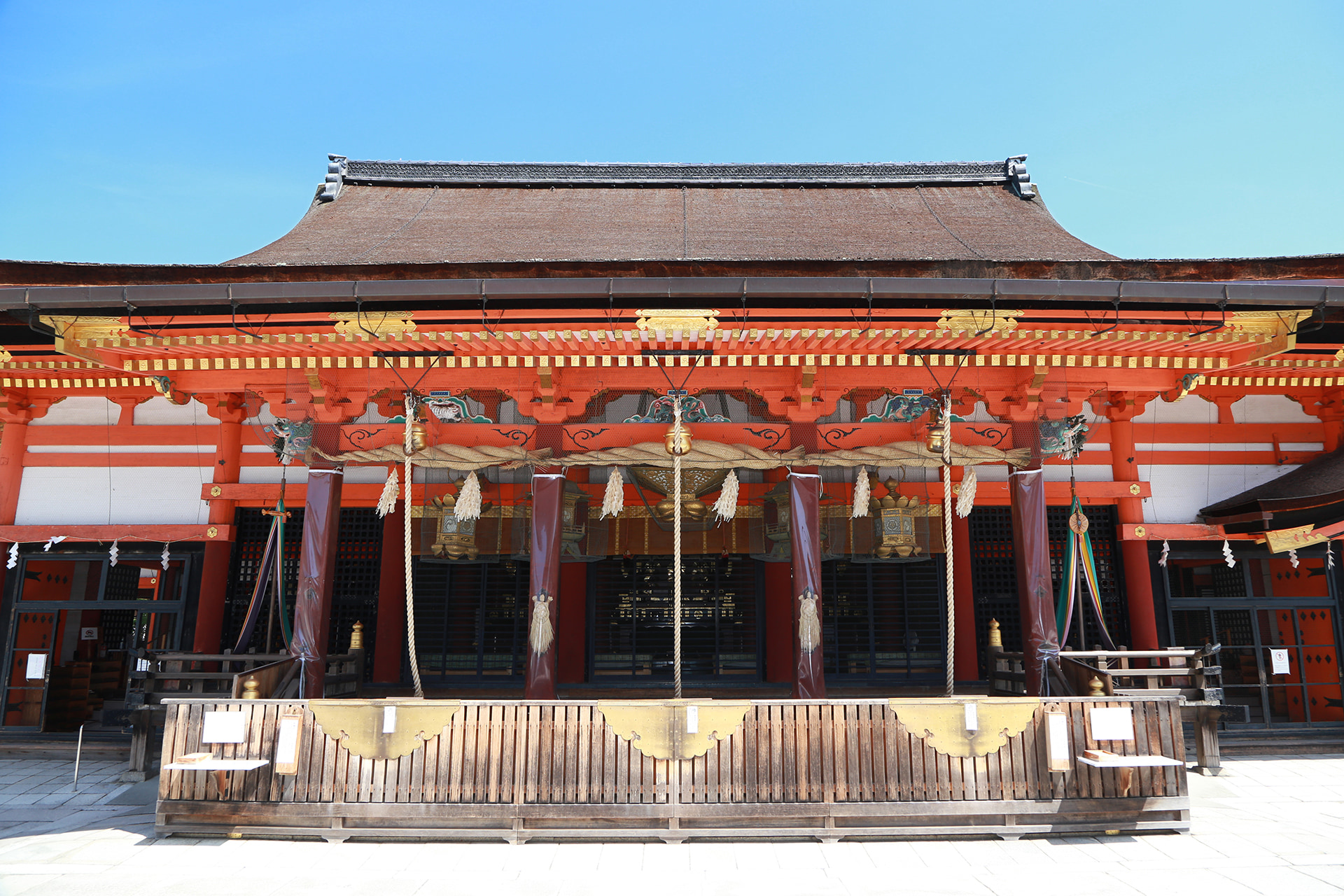 八坂神社の本殿の外観_正面