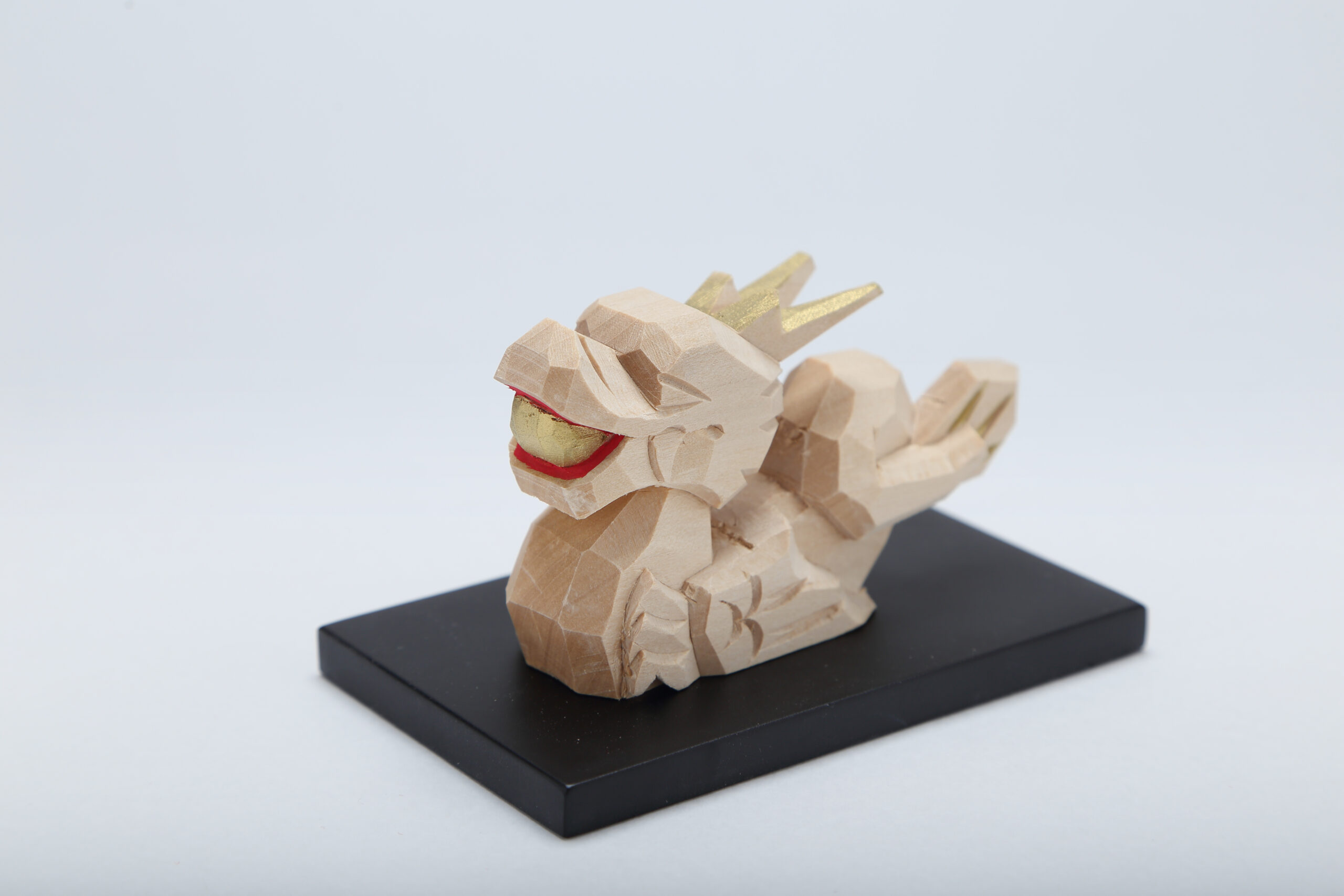 開運 龍 龍神 翡翠龍彫刻 置き物 開運 龍 龍神 龍宝船 翡翠彫刻 置き物